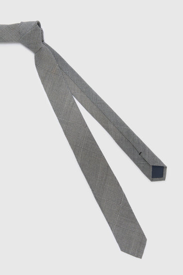 Tie with black and white Prince of Wales print