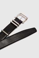 Black belt in calfskin with loop buckle