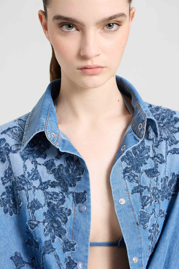 Camicia in denim di cotone con ricamo floreale