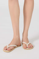 White lace flip flop