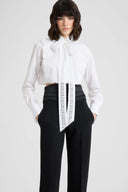 Camicia crop in popeline di cotone con fiocco in pizzo Valencienne