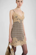 Robe courte esprit nuisette en laine vierge tartan avec dentelle Rebrodé