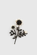 Ramage brooch in brass with glass pearls and jet crystals