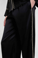 Pantalone Pigiama in Misto Seta con Piping a Contrasto