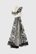 Pashmina Yarn Stole with Floral Rose Embroidery in Wool Thread