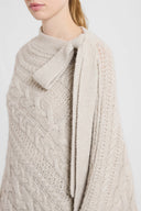 Pure cashmere cable-knit poncho in Mélange Beige