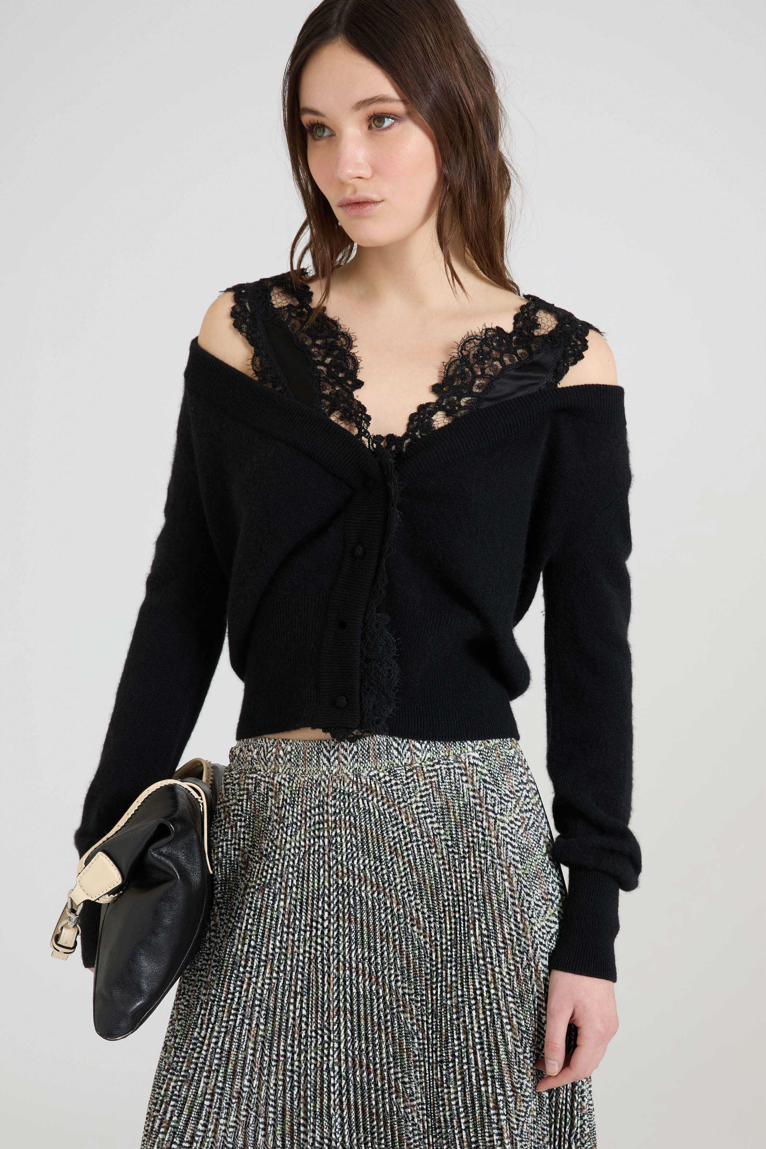 Pure cashmere deep V-neck cardigan with wool lace details