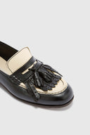 Mocassins College noirs en cuir de mouton effet vintage avec pampilles
