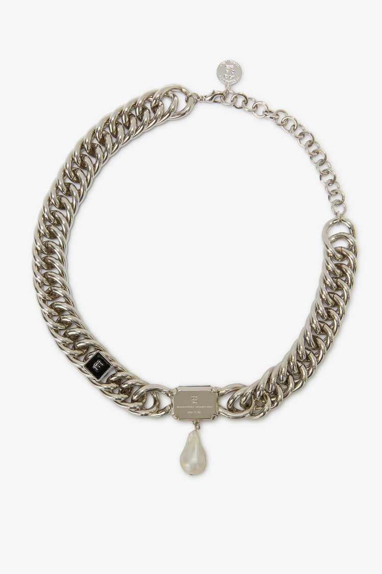 Halskette mit Perle